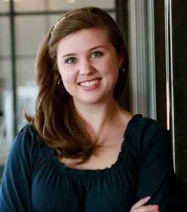 Christina Andrews